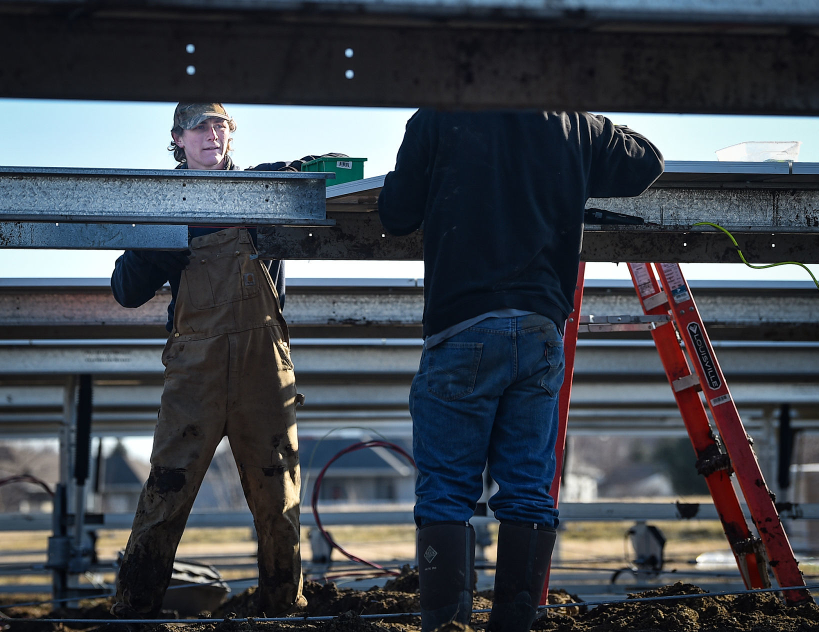 013020-qc-nws-silvissolar-020a.jpg